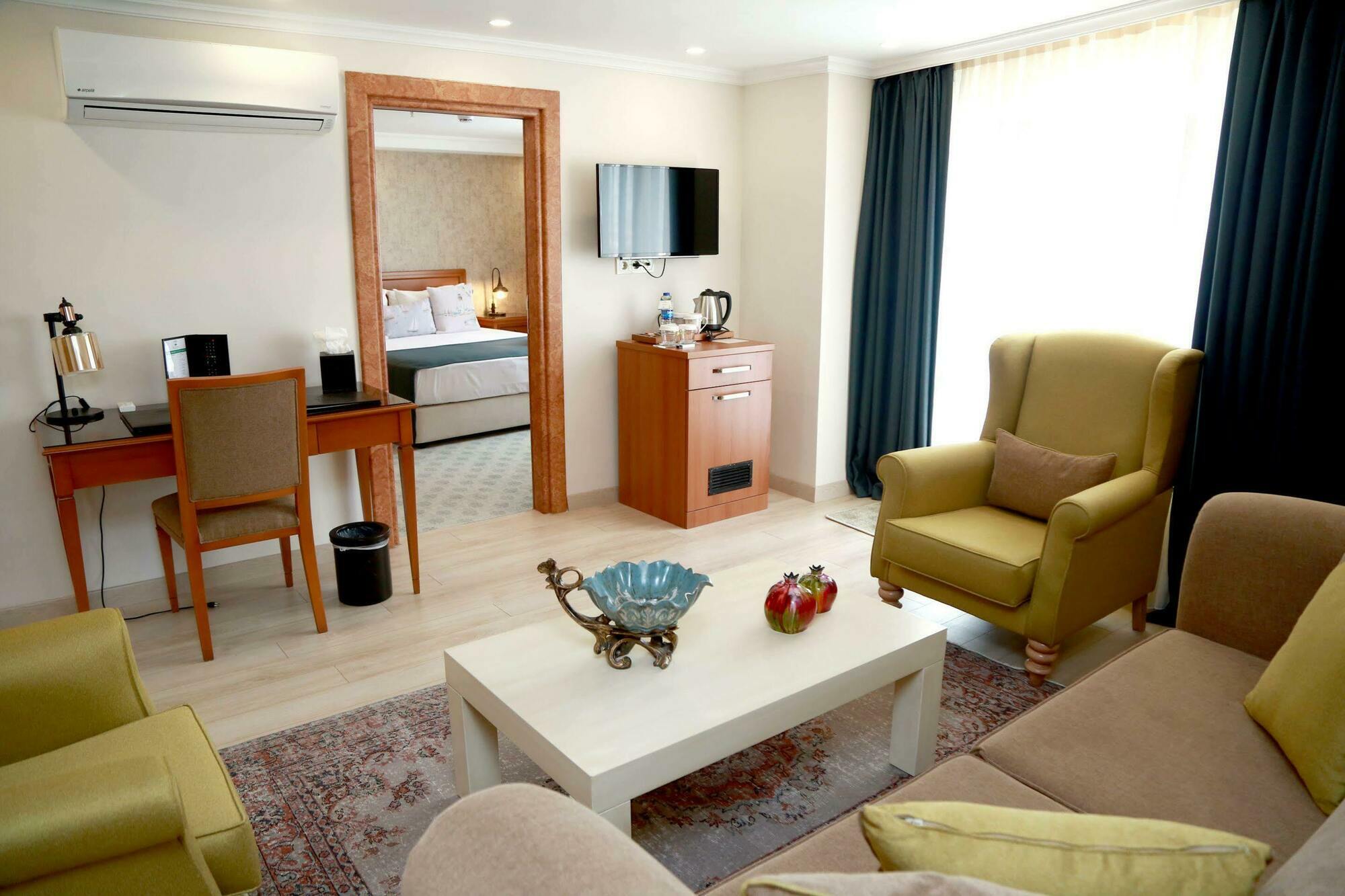 מלון Tuzla Garden & 4*