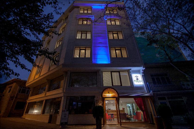 Готель Tuzla Garden & 4*