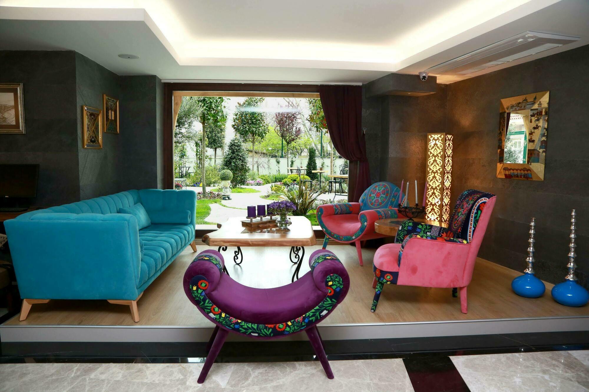 Готель Tuzla Garden & 4*